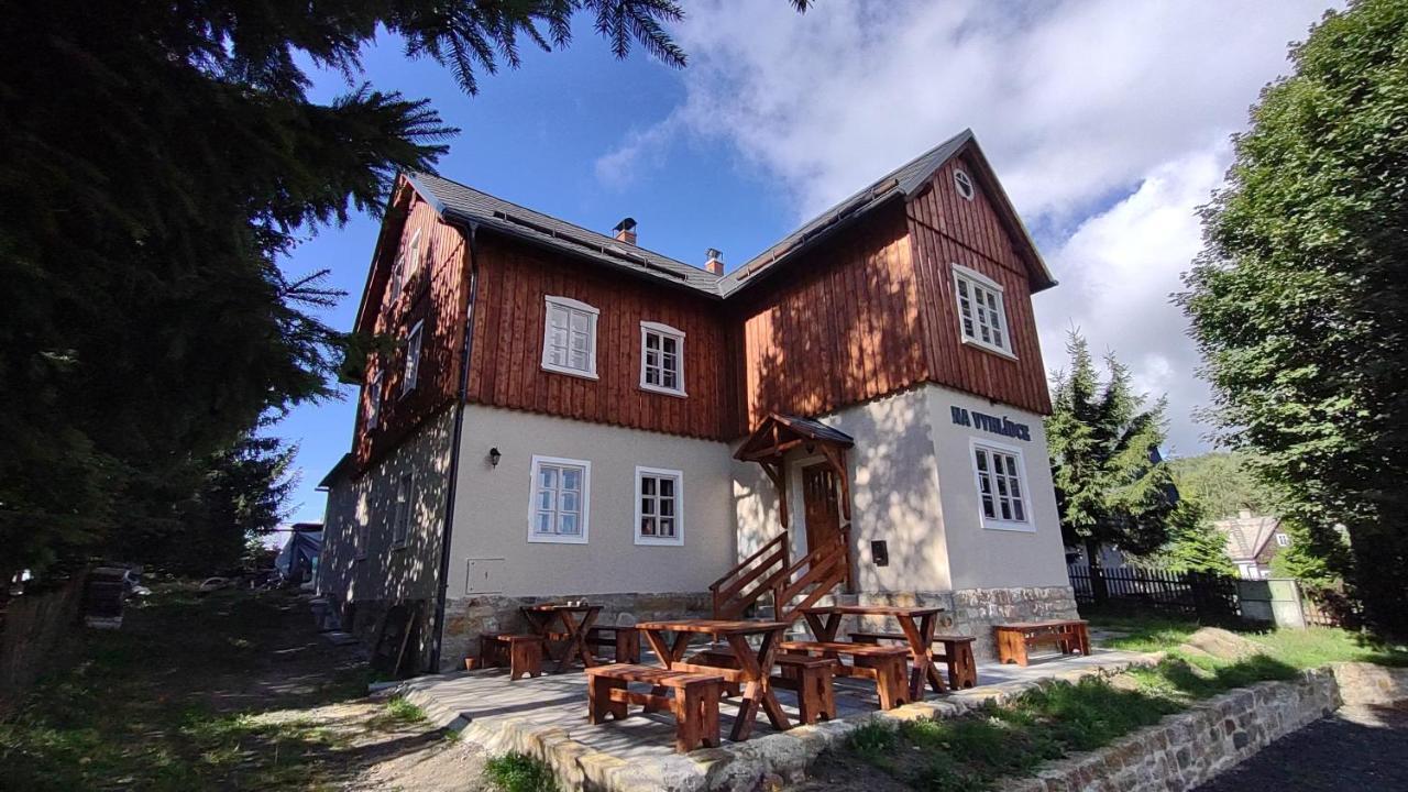 Hotel Na Vyhlidce Krompach Exterior foto